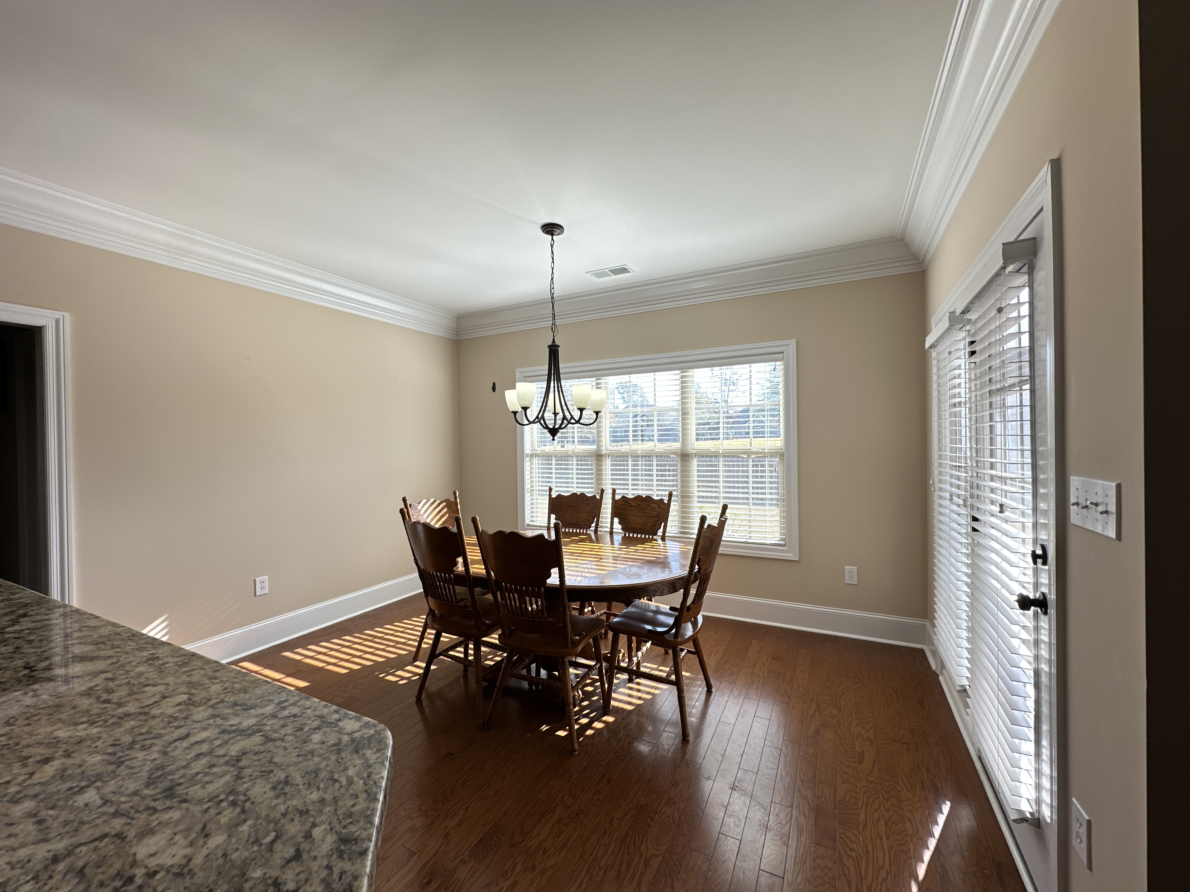 Breakfast Dining Room 3